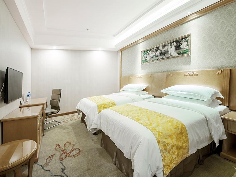 Vienna Classic Hotel Shanghai Hongqiao Airport Wuzhong Road Exterior photo